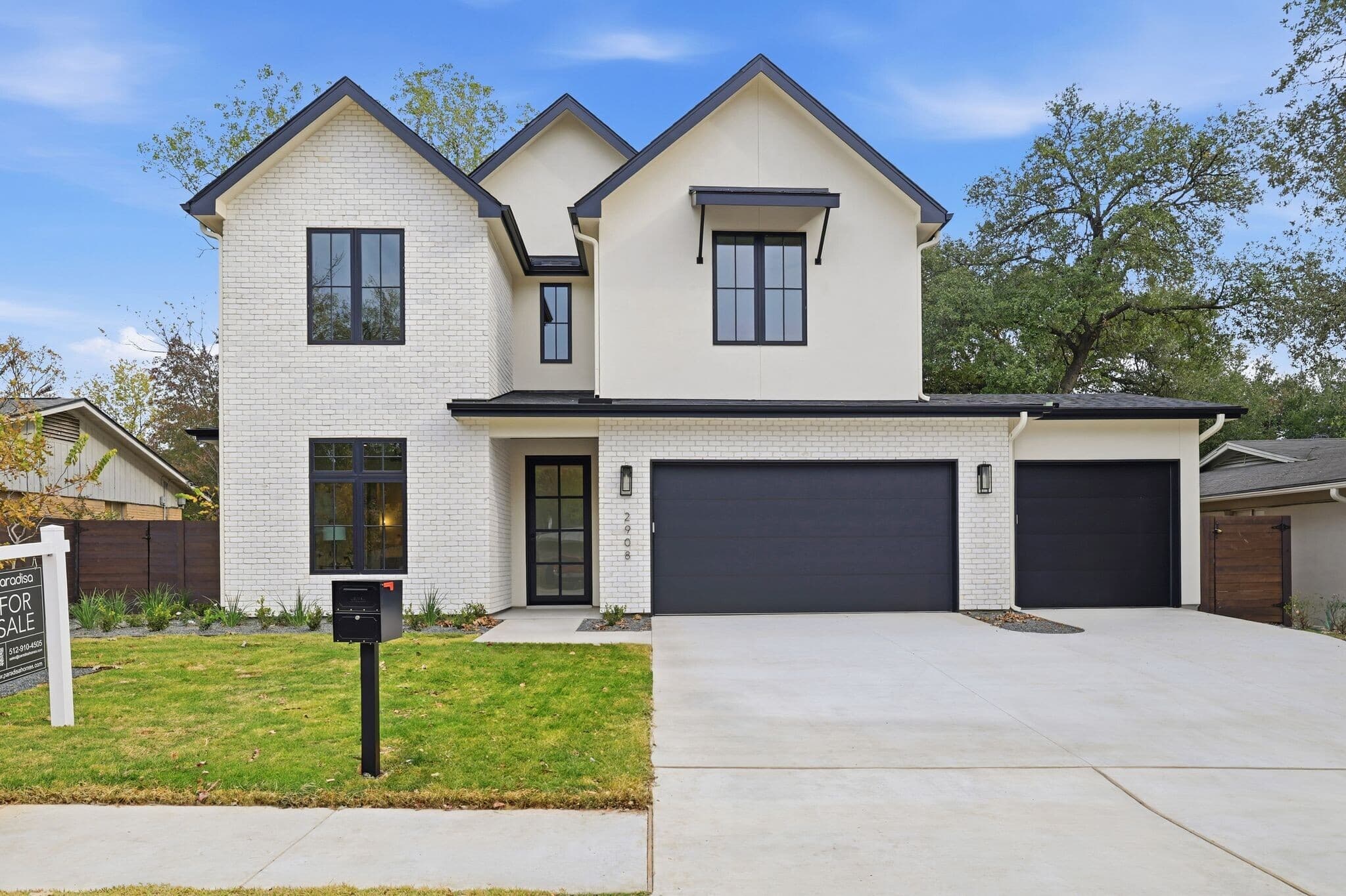2908 Stoneway Dr